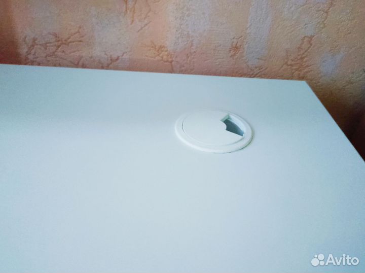 Игровой компьютерный стол