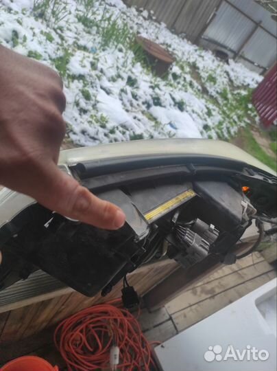 Фара правая toyota land cruiser 200 12-15