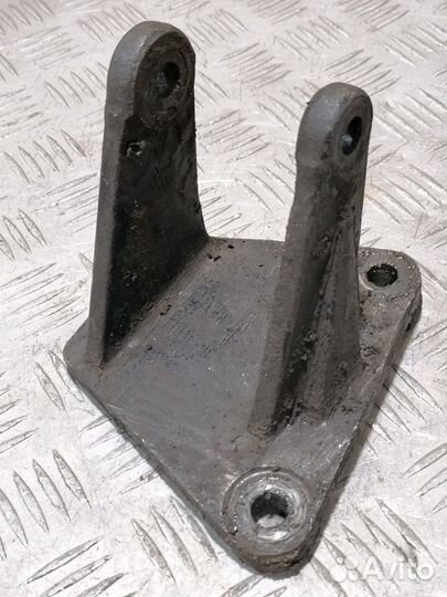 Кронштейн кпп Chery Tiggo 2005-2016