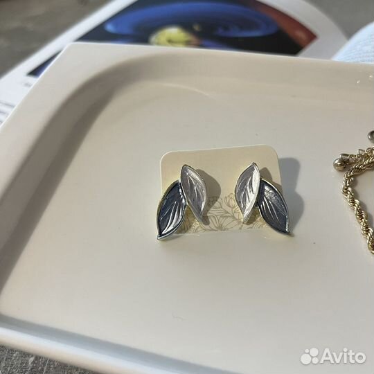 Серьги бижутерия