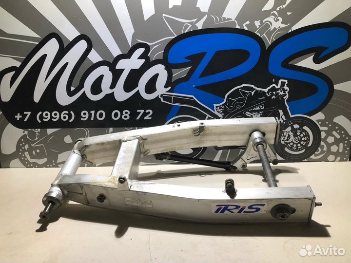 Маятник в сборе Yamaha FZ 400 Fazer 1997г