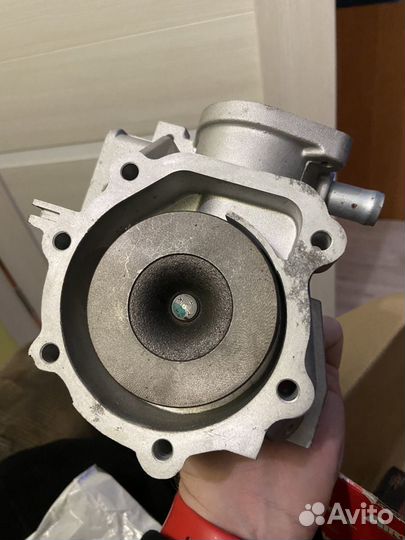 Помпа Субару