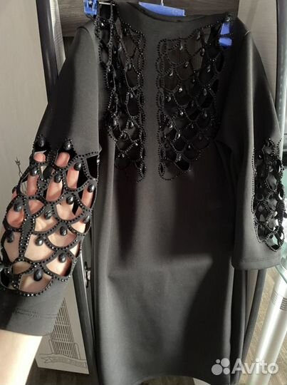 Красивое вечернее платье
