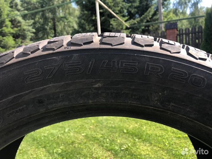 Nokian Tyres Hakkapeliitta 9 SUV 275/45 R20 110T