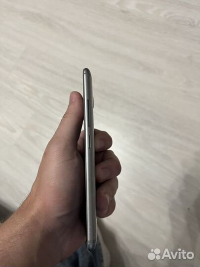 ZTE Axon 7, 4/64 ГБ