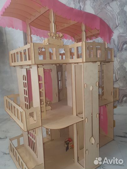 Кукольный домик