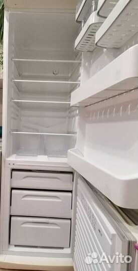 Холодильник stinol