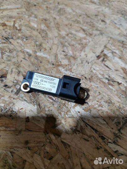 Датчик удара audi a6 с5