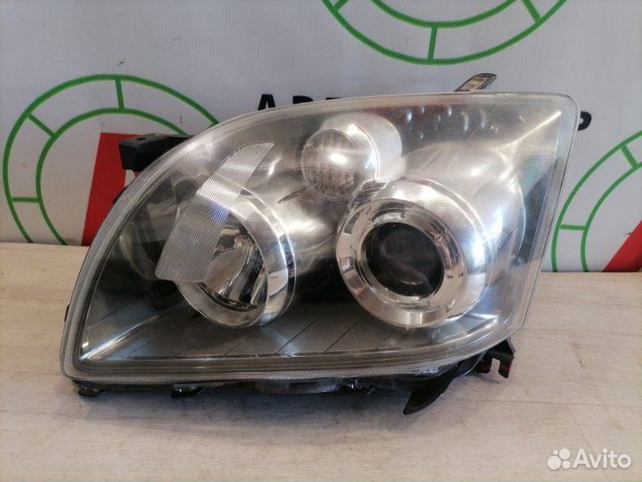 Фара передняя левая Toyota Avensis T25 1zzfe 2006
