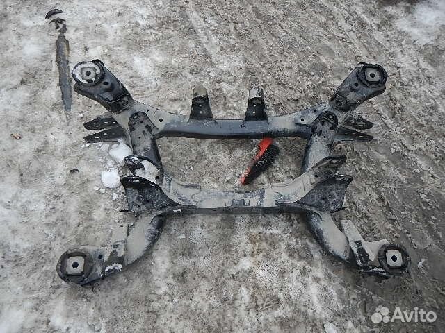 Подрамник Bmw X-6 E71 с 2008г