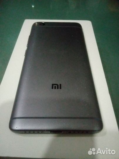 Xiaomi Mi 5S, 3/64 ГБ