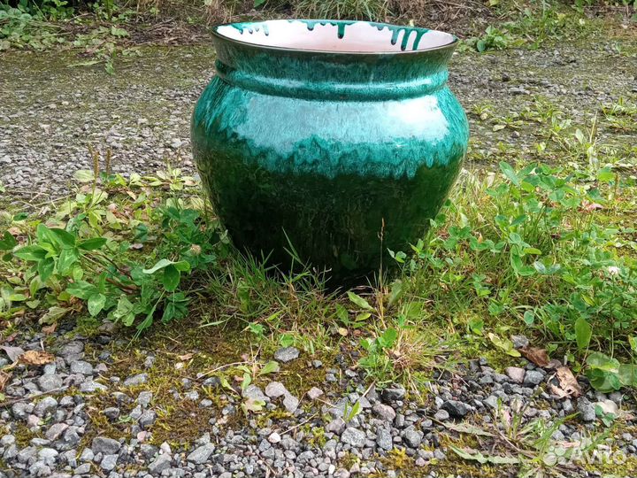 Горшок для цветка с подставкой