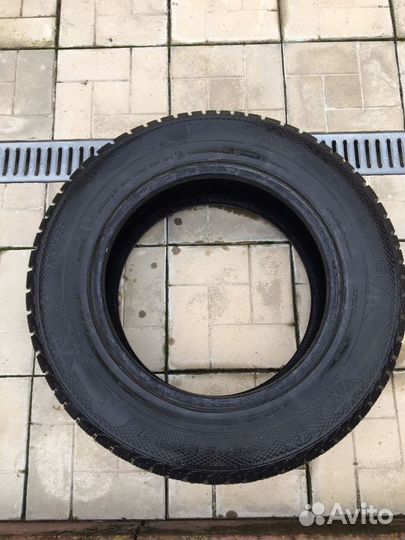 Gislaved Nord Frost 5 235/65 R17