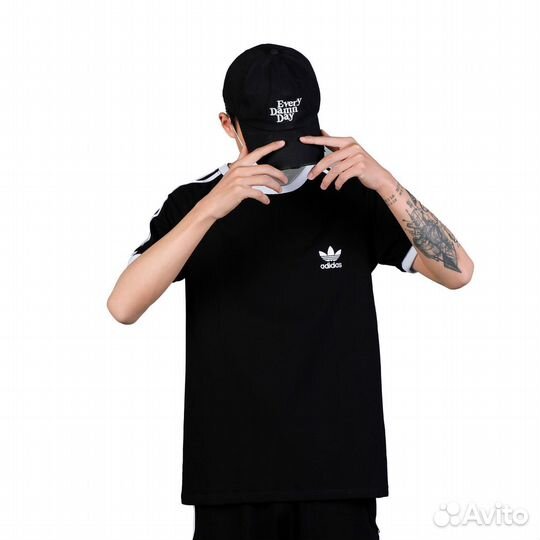 Футболка adidas originals