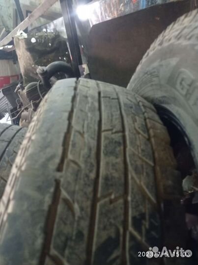 Yokohama Geolandar A/T G015 235/85 R16 116R