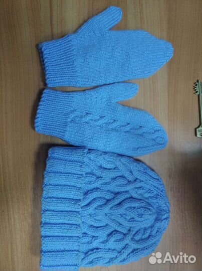 Шапка и варежки