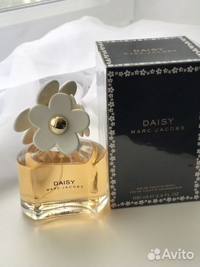 Marc Jacobs daisy