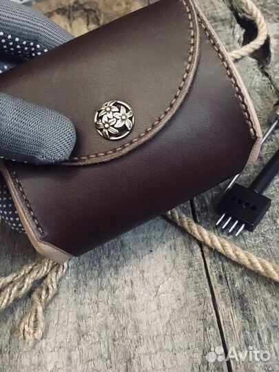 Изделия из кожи ручной работы