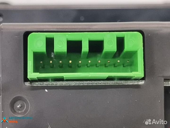 Магнитола Volvo XC90 рест. 2008 31300031