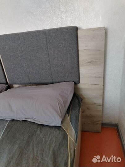 Кровать двухспальная с матрасом бу