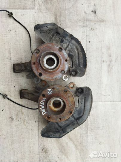 Поворотный кулак со ступицей в сборе Фиат Добло