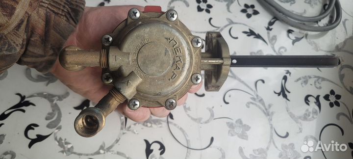 Топливный насос газ 53