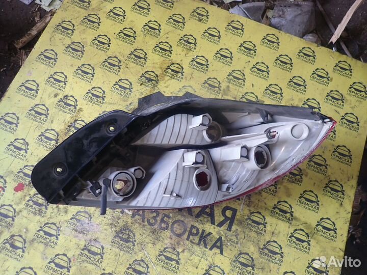 Фонарь задний левый для Kia RIO 2000-2005