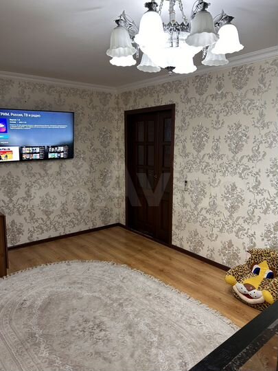 3-к. квартира, 70 м², 1/7 эт.