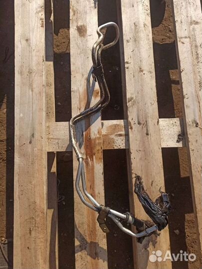 Трубка гур Nissan X-Trail T30