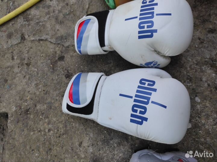 Боксерские перчатки 12 oz