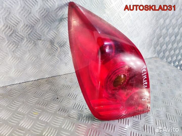 Фонарь задний левый Nissan Primera P12 Хетчбэк