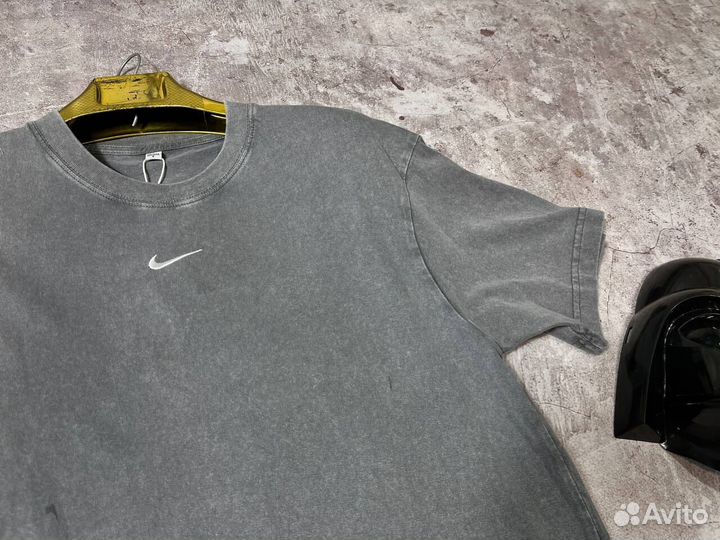 Футболки Nike