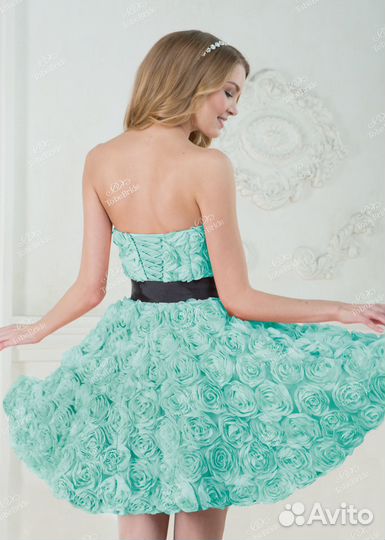 Бирюзовое платье