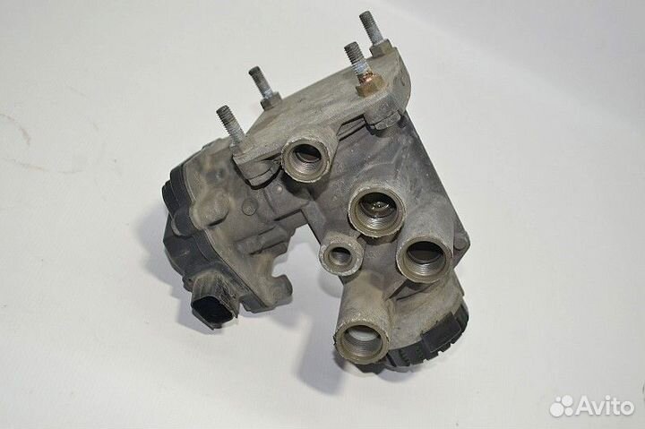 Кран управления тормозами прицепа volvo FH (01.12)