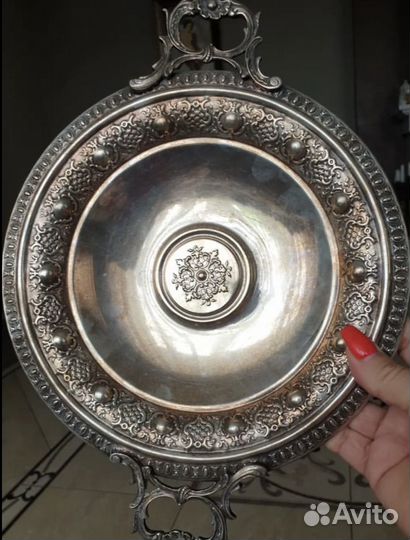 Блюдо фруктовница на ножке серебрение