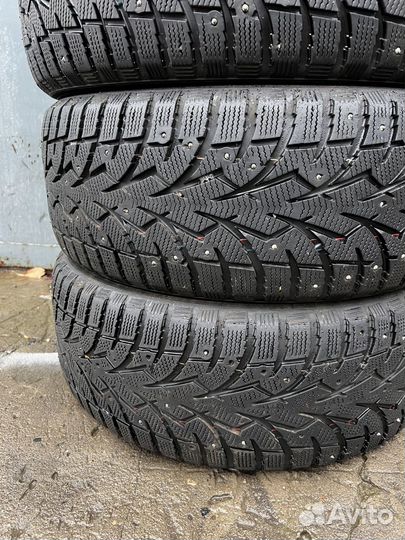 Toyo Observe G3-Ice 215/55 R17