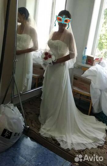Свадебное платье