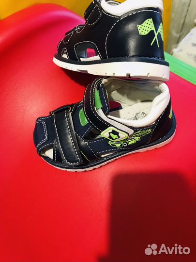 Новые сандали