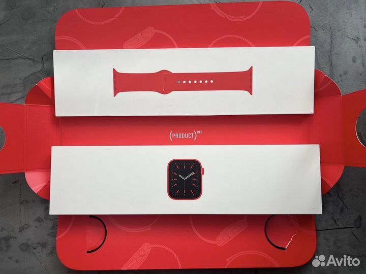Apple Watch 6 44mm RED
