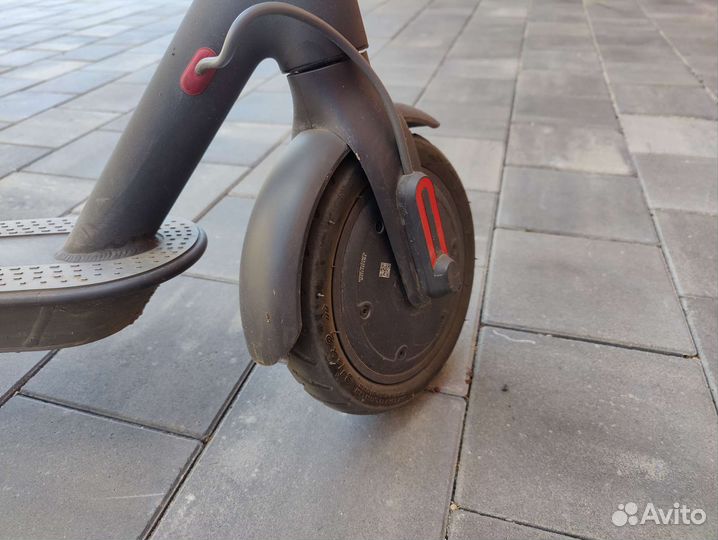 Электросамокат Xiaomi Mi Electric Scooter 1s