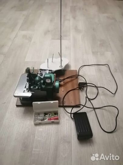 Оверлок gamsy gem-1 3х нитчатый