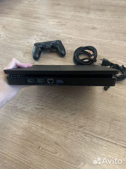 Sony PS4 Slim 500gb прошита скачены игры