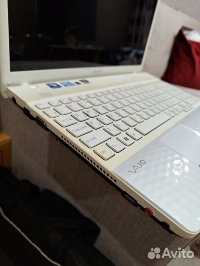 Ноутбук sony vaio PCG 71811v