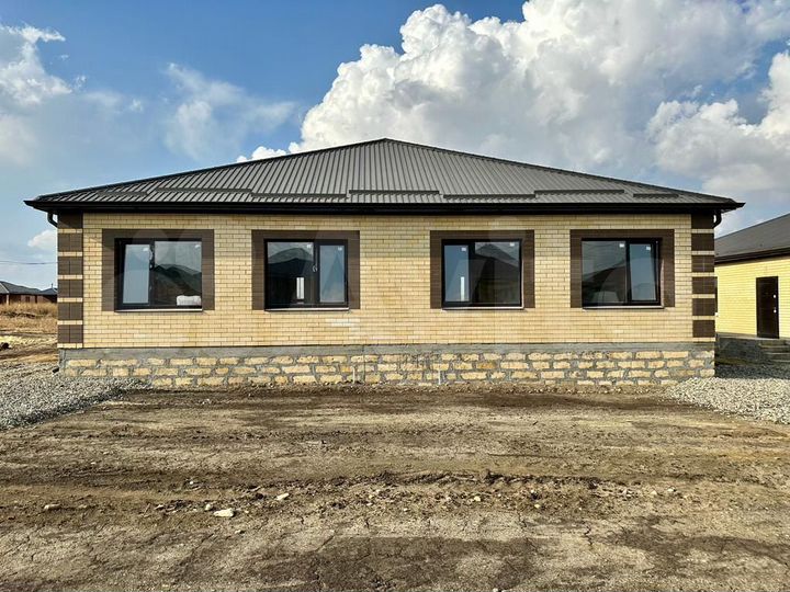 Коттедж 100 м² на участке 3 сот.