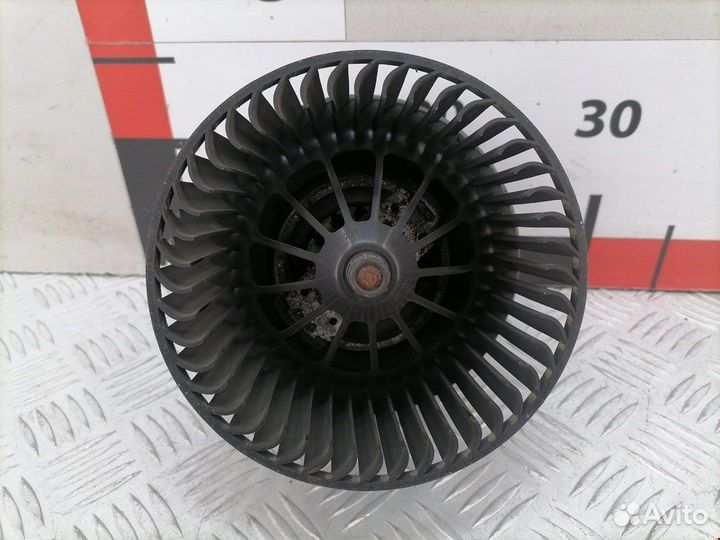 Моторчик печки для Ford C-MAX 1 1362640