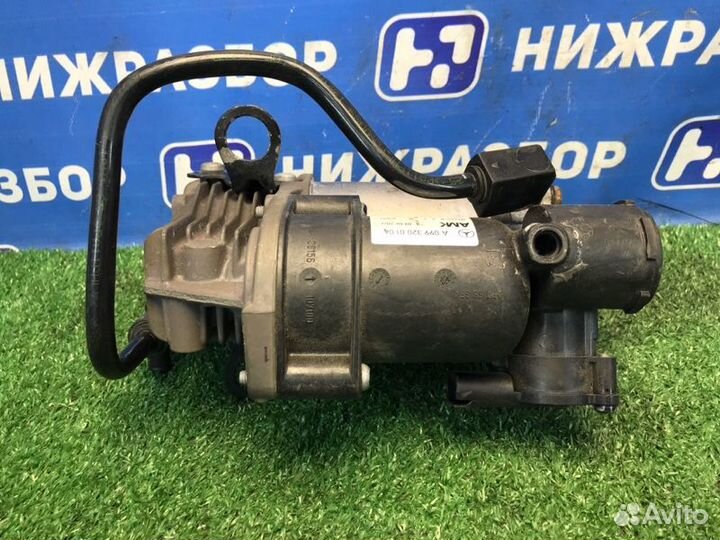 Компрессор пневмоподвески Mercedes S-Class W217