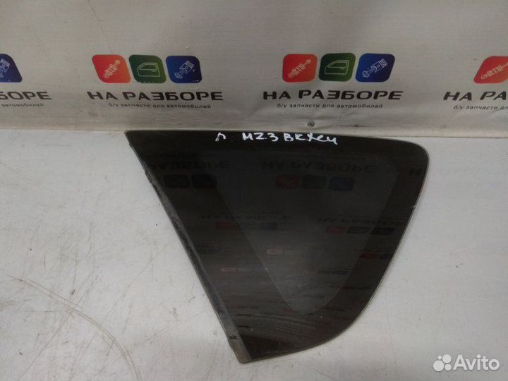 Форточка в крыло задняя левая Mazda 3 BK