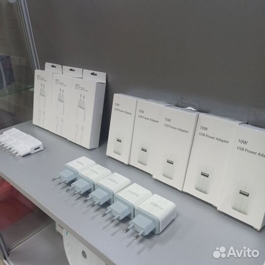 Зарядка для телефона в ассортименте