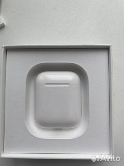 Кейс от наушников AirPods 1 оригинальный