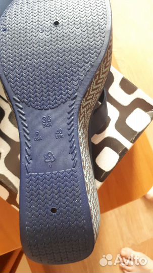 Босоножки женские 40 размер новые